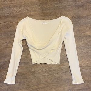 Knit long sleeve crop top